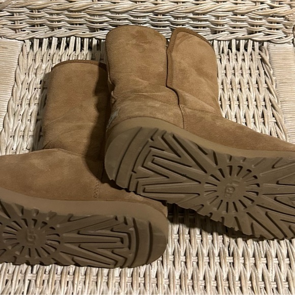 Ugg Boots - Picture 4 of 4